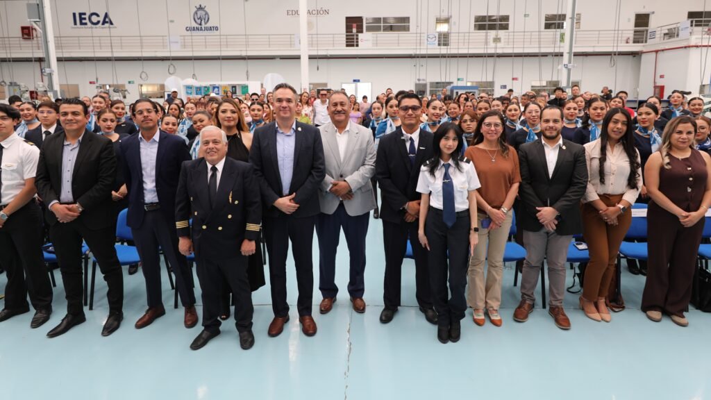 Autoridades del Gobierno de la Gente y del Instituto Estatal de Capacitación (IECA) continúan impulsando el desarrollo de los jóvenes.