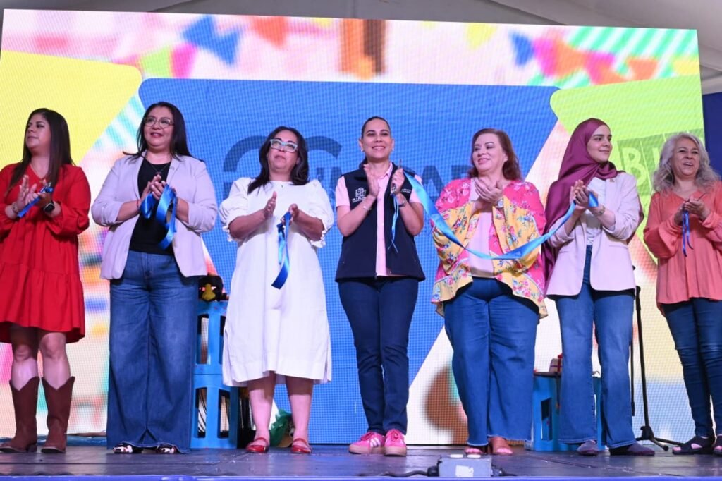 Lorena Alfaro, destacó que Son más de 30 expositores quienes fortalecen la oferta editorial y cultural del evento, para disfrute de los amantes de la lectura.