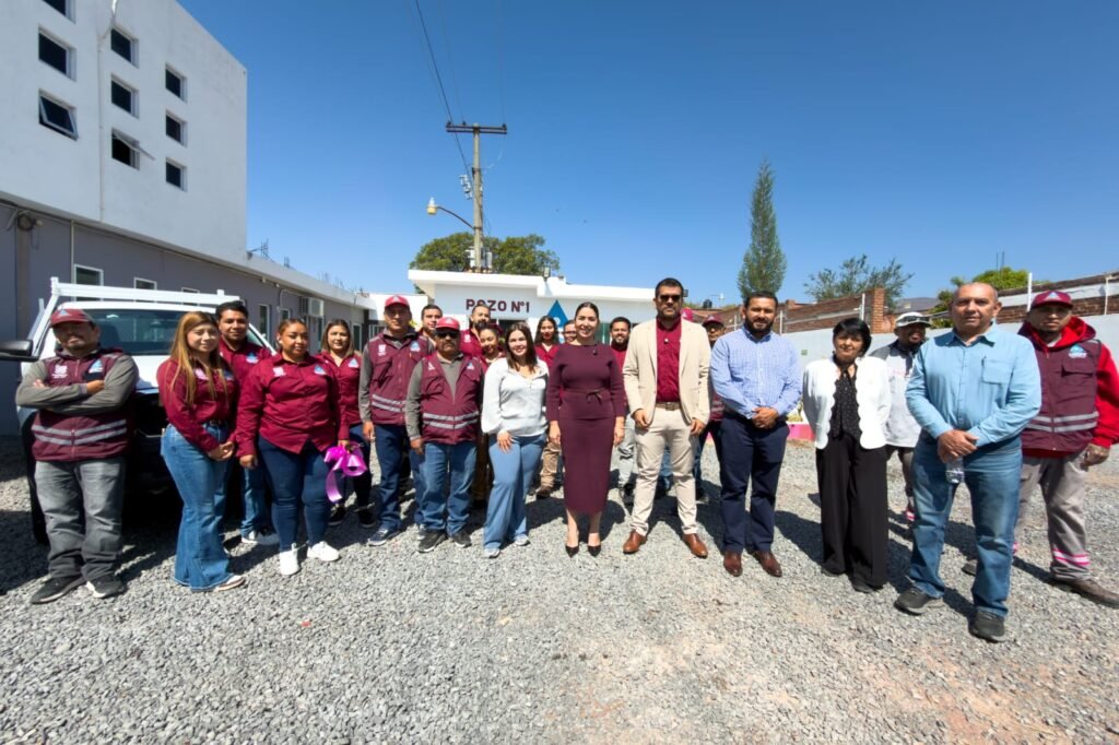 Yozajamby Molina entrega rehabilitación y modernización del Pozo 1 en Pénjamo Yozajamby Molina reiteró su compromiso con la gente de Pénjamo, para seguir impulsando el desarrollo de la ciudad.