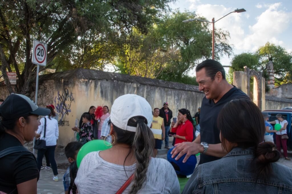 Mauricio Trejo destacó que este puente beneficiará a ciudadanos de más de 5 comunidades de San Miguel de Allende.