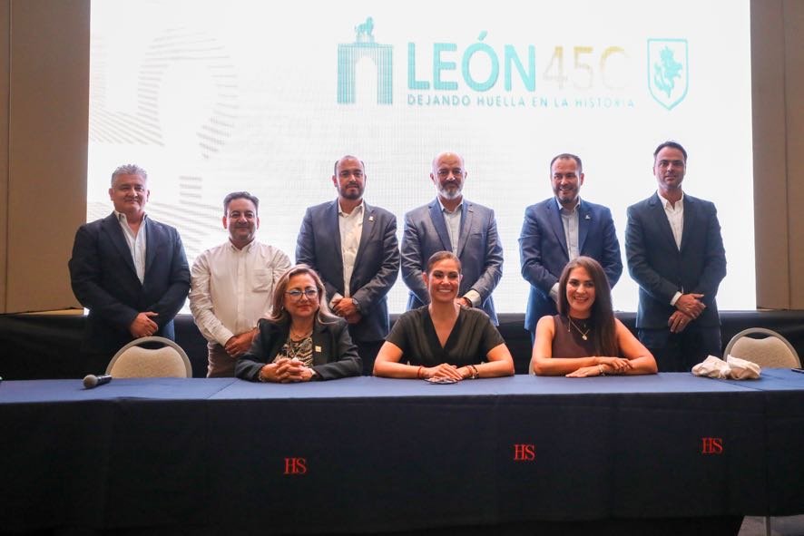 Ale Gutiérrez va por 560 obras y proyectos que se impulsarán este año en León Ale Gutiérrez reconoció el apoyo del sector de la construcción en León y los invitó a sumar esfuerzos a favor del desarrollo de la ciudad.