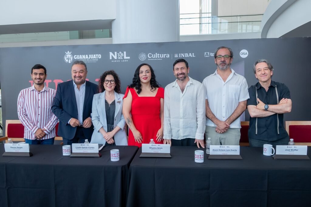 Integrantes de la dependencia destacaron la vigencia de los temas de la obra —libertad, justicia y el papel de la mujer— así como su relevancia artística y social en la actualidad.