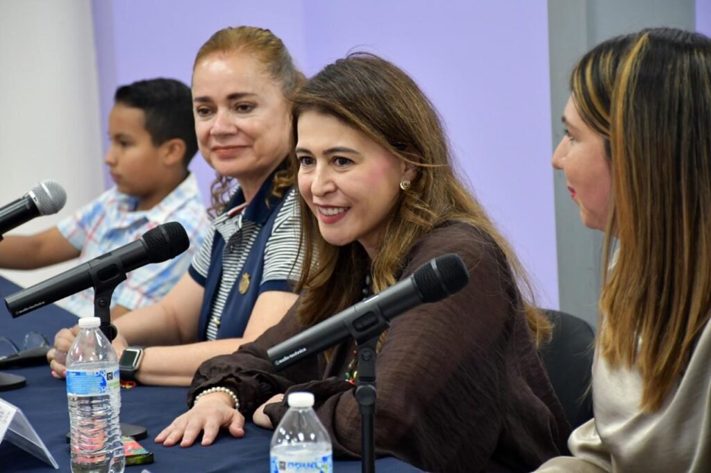 PRODHEG realiza su Primera Sesión Ordinaria del Consejo de Niñas, Niños y Adolescentes Karla Gabriela Alcaraz Olvera, titular de la PRODHEG compartió este espacio con niñas y niños, en compañía de directivos.