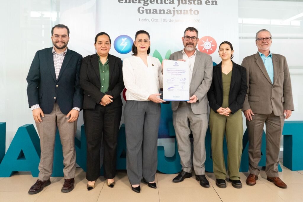 Gobierno de la Gente resalta trabajo por un futuro energético Cristina Villaseñor Aguilar destacó que con esta alianza se da un paso importante para construir una estrategia que fortalezca la competitividad.