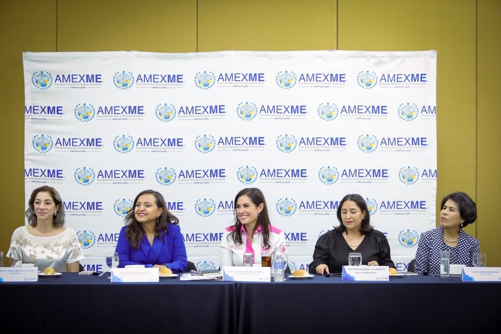 Ale Gutiérrez suma esfuerzos con mujeres empresarias de León Ale Gutiérrez presentó a AMEXME el Programa de Inversión de Obra 2026, quien respaldó el proyecto de la alcaldesa de León.