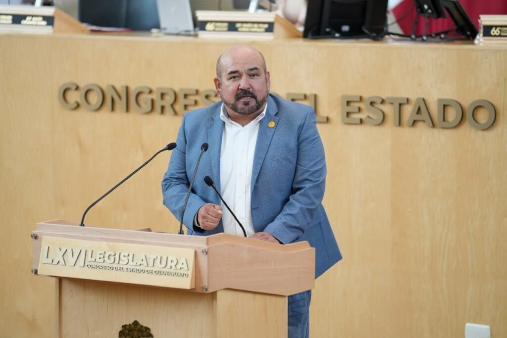 El diputado, Jorge Espadas destacó el trabajo que hacen de dotar de certeza jurídica al patrimonio de las familias en Guanajuato.