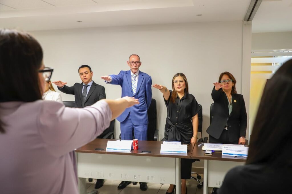 Guanajuato cuenta con nuevo Subsistema de Transparencia de Guanajuato Se instala el Subsistema de Transparencia de Guanajuato que busca coordinar acciones para garantizar los derechos de acceso a la información pública.