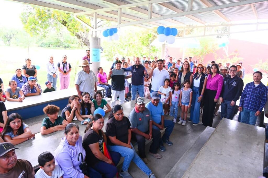 Concluyen con éxito programa de ‘Redes y Espacios de Paz’ en Irapuato Valeria destacó que mediante talleres preventivos y acciones comunitarias, fortalecen la convivencia y la participación ciudadana.
