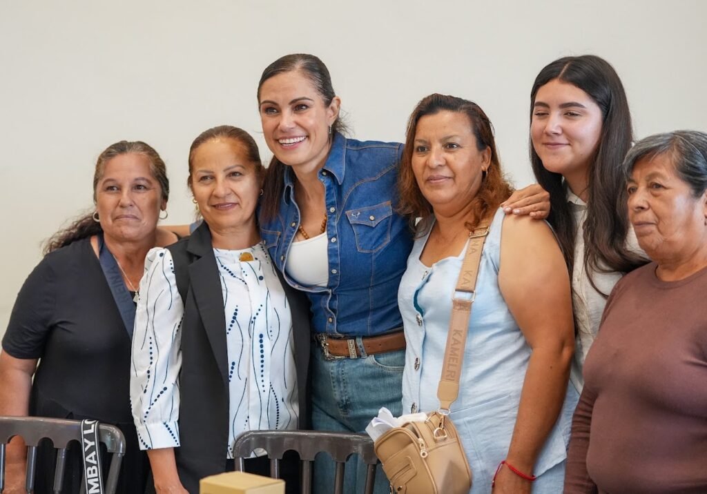 Ale Gutiérrez trabaja para dar certeza en su patrimonio a los leoneses Ale Gutiérrez sostuvo un encuentro con representantes de Grupos de Apoyo del Instituto Municipal de Vivienda para fortalecer el trabajo conjunto.