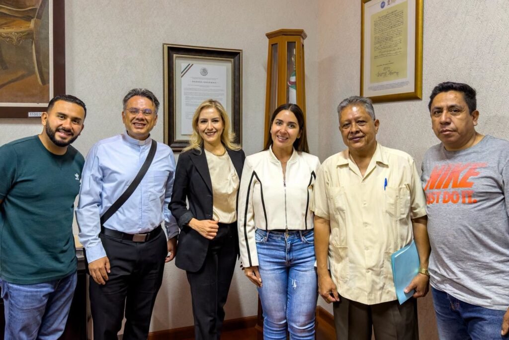 Afinan detalles sobre el Centenario del inicio de la Gesta Cristera en Pénjamo Yozajamby Molina en compañía del Organizador de las celebraciones por el Centenario del inicio de la Gesta Cristera en Pénjamo.
