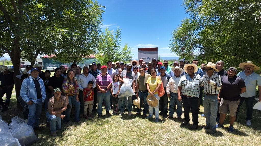 Adolfo Alfaro benefició a decenas de familias con el programa “Granja de Peces” en Manuel Doblado.