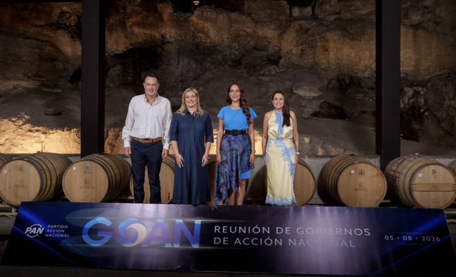 Libia Dennise toma la Presidencia de la Asociación de Gobernadores de Acción Nacional Libia Dennise agradeció a su antecesora, Maru Campos, Gobernadora de Chihuahua, por su valentía y liderazgo.