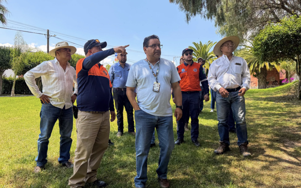 En Ocampo, autoridades del Ayuntamiento vigilan la Presa San Agustín Autoridades de Ocampo junto con dependencias del municipio buscan evitar afectaciones en los alrededores de la Presa San Agustín.