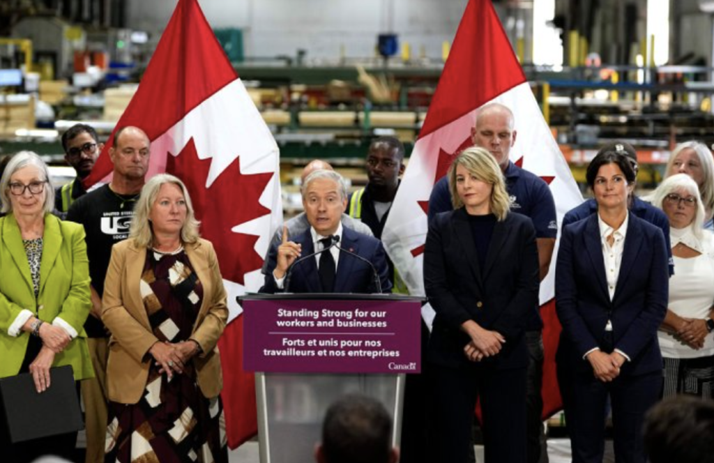 El ministro de Finanzas de Ottawa dio a conocer esta propuesta como respuesta a las acciones que esta tomando Estados Unidos.