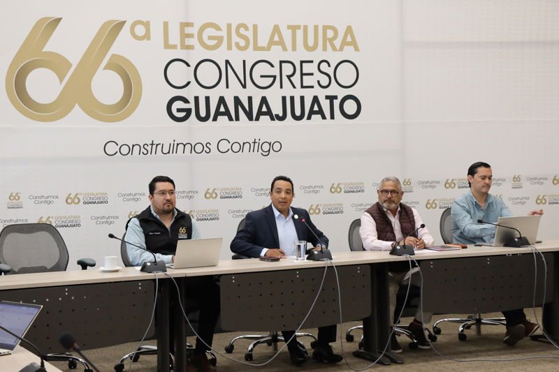 En el Congreso, analizan caducidad de actas de nacimiento La Comisión de Justicia en el Congreso del Estado, analiza que estas actas no tengan caducidad y sean válidas para cualquier trámite.
