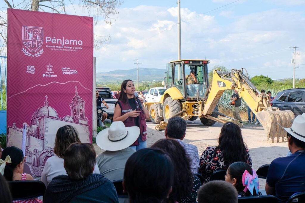 Yozajamby Molina y dependencias de Pénjamo, reiteraron su compromiso de apoyar a la ciudadanía.