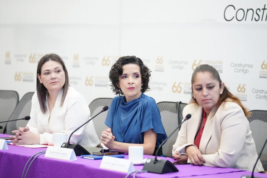 GPPAN impulsa trabajos para fortalecer combate a la extorsión La diputada Marisa Ortiz reiteró el compromiso de responder a la realidad de las víctimas en Guanajuato.