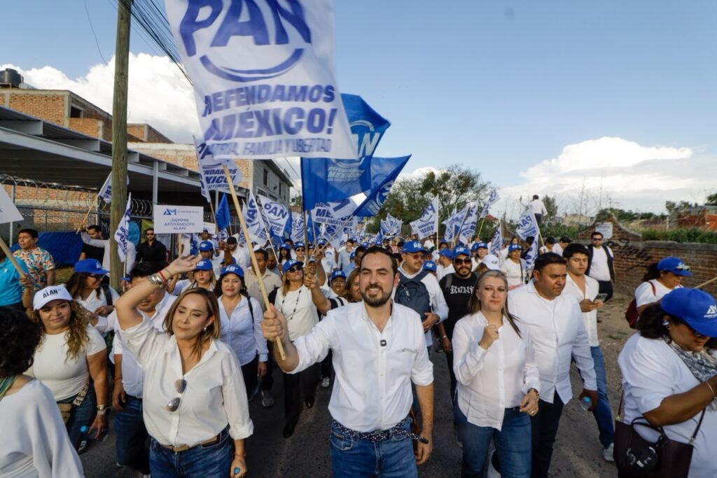 Alán Márquez agradeció a la gente su apoyo y respaldo en esta etapa del programa Defensores de la Patria, la Familia y la Libertad