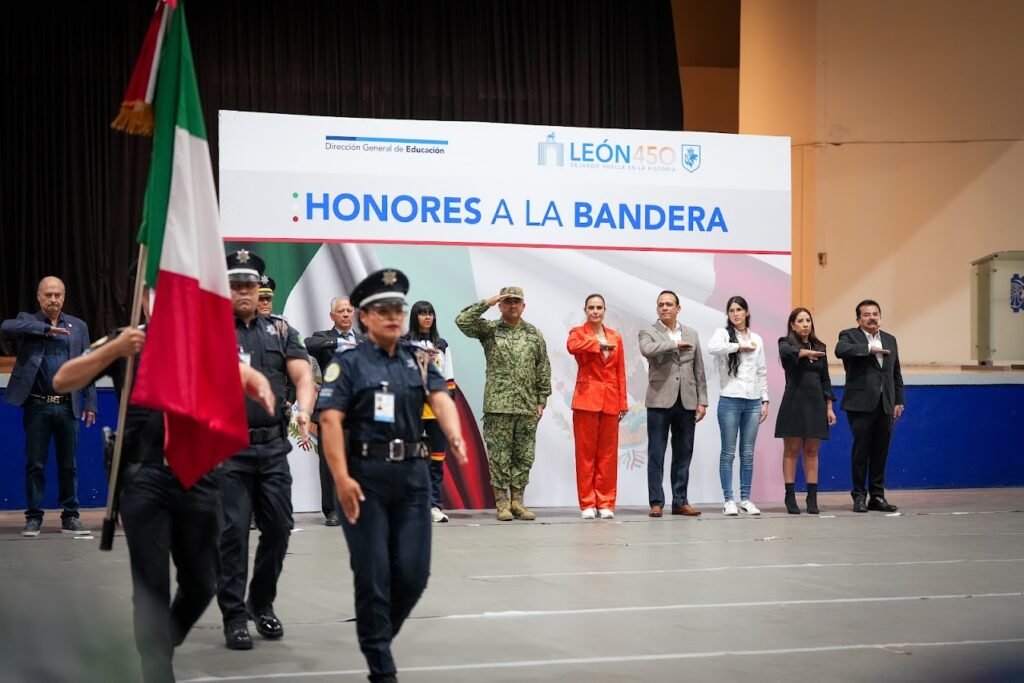 En el evento, Ale Gutiérrez reiteró su compromiso con la comunidad estudiantil con becas, programas e infraestructura educativa.