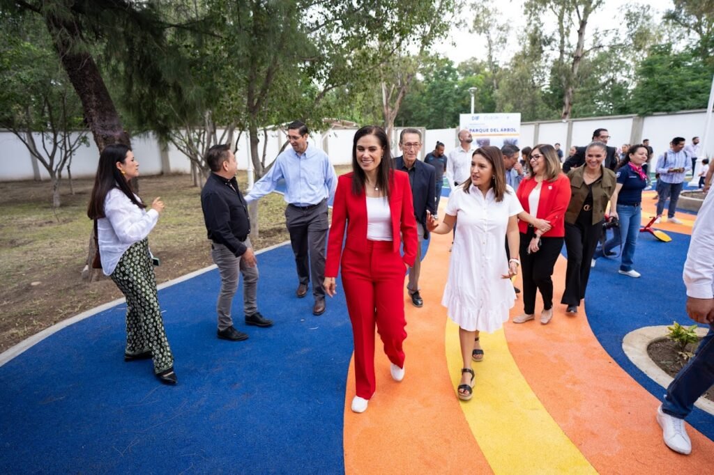 Ale Gutiérrez invitó a la ciudadanía a visitar el renovado Centro DIF Parque del Árbol, que beneficiará a más de 230 familias con instalaciones más seguras, funcionales y equipadas