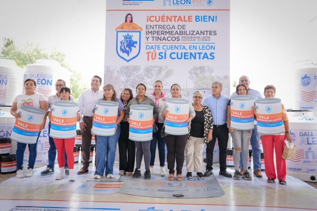 Ale Gutiérrez apoya a los leoneses con el programa ‘Hogar Digno’ Ale Gutiérrez entregó 2 mil 180 apoyos que mejoran las condiciones de vivienda de familias leonesas en el programa León Hogar Digno.