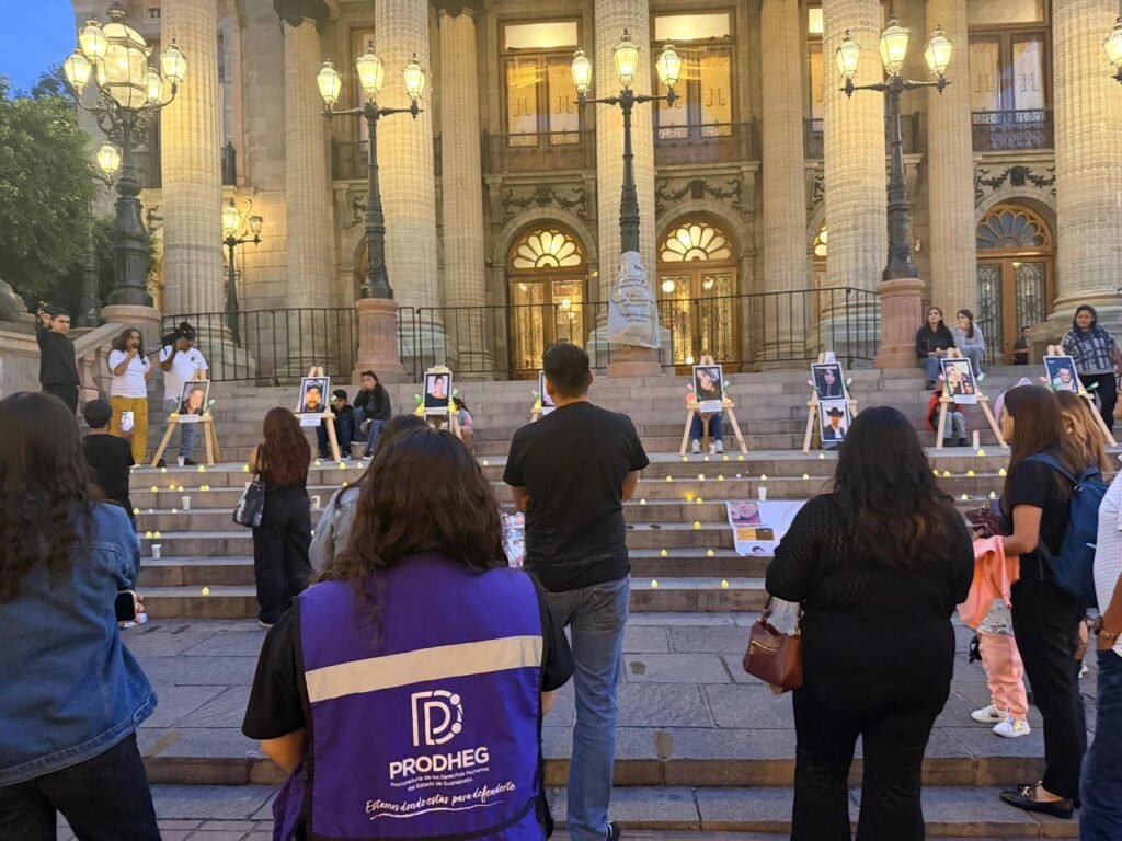 PRODHEG acompaña a familias buscadoras en Guanajuato El personal de la PRODHEG estuvo presentes en varias ciudades de Guanajuato acompañando a grupos de buscadoras.