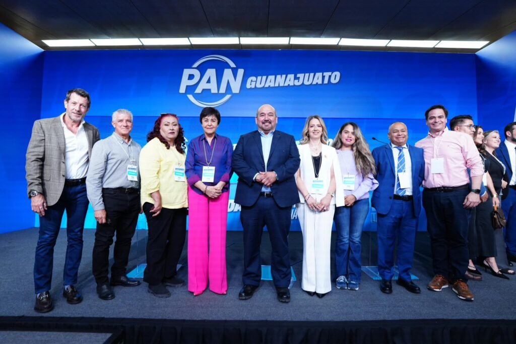 Presenta Jorge Espadas ideas claras y amplio conocimiento de León en Foro del PAN Jorge Espadas resalta enen el Foro de Defensores de la Patria la Familia y la Libertad, donde destacó el trabajo permanente en las colonias y comunidades del municipio.