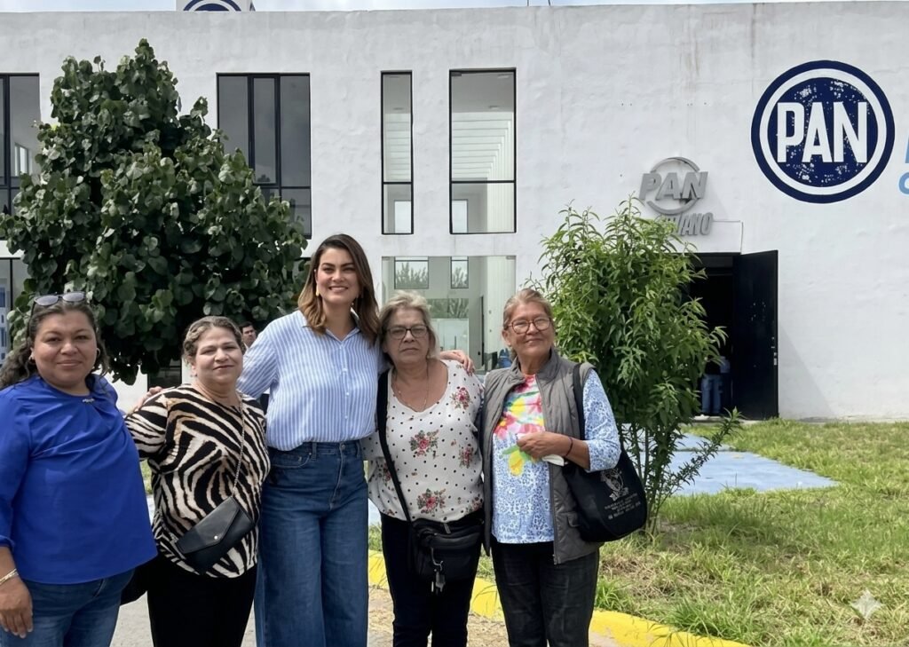 Valeria Alfaro gana encuesta interna en Irapuato Valeria Alfaro acudió a las instalaciones del PAN para cumplir con esta etapa donde obtuvo buenos resultados como "Defensora de la Patria, la Familia y la Libertad".