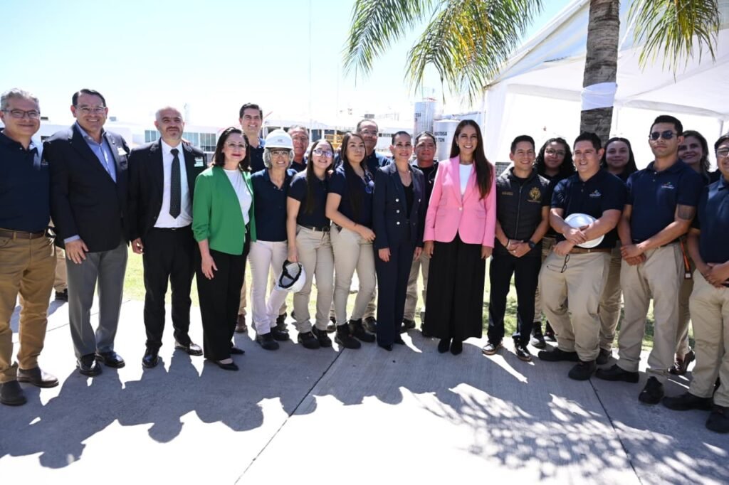 Libia Dennise y Lorena Alfaro destacaron la importancia de que la empresa global Conagra Brands continúa invirtiendo en Irapuato.