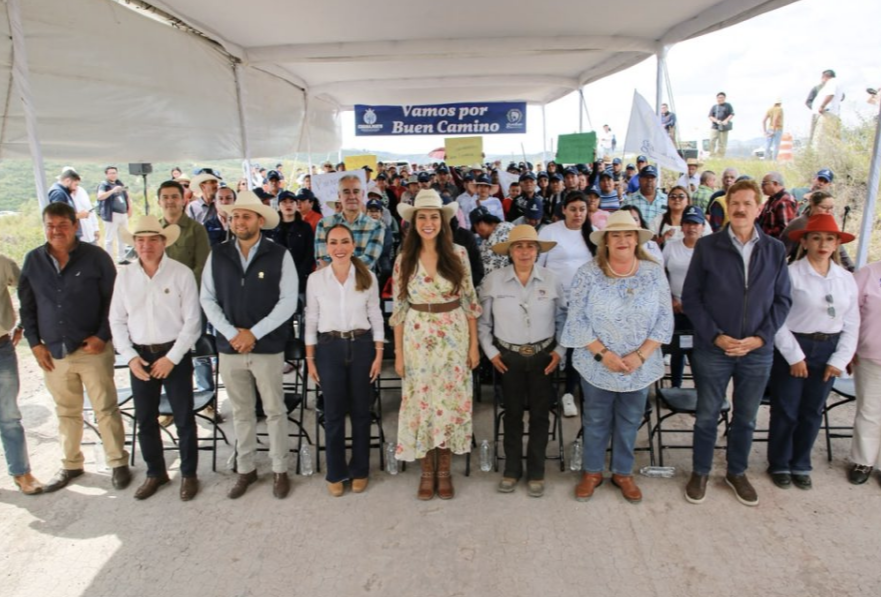 Libia Dennise destaca apoyos con obras a las comunidades de la capital del Estado Libia Dennise arranca la rehabilitación a varias obras en diferentes comunidades de Guanajuato Capital.