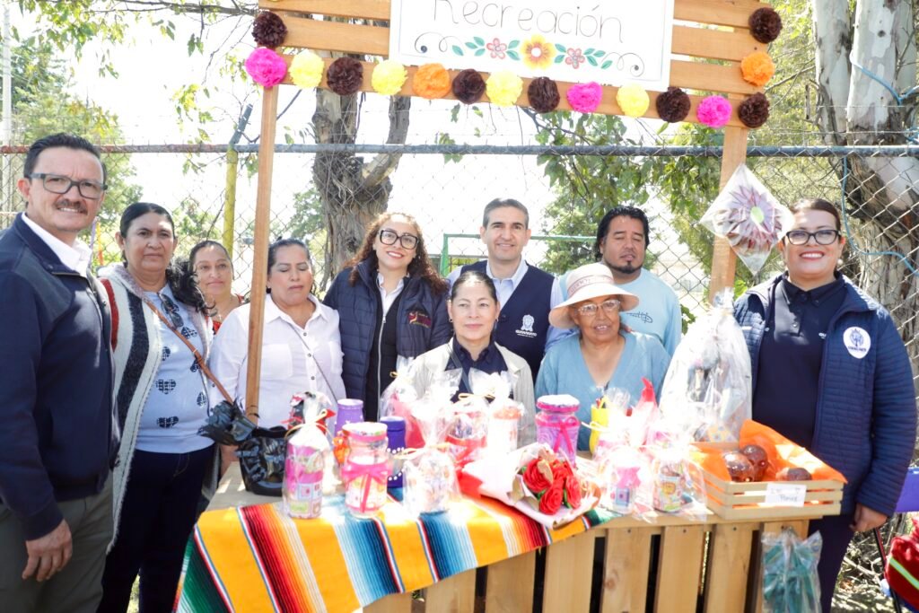 Directivos del DIF Estatal reiteran su compromiso con los guanajuatenses en acercarles servicios.