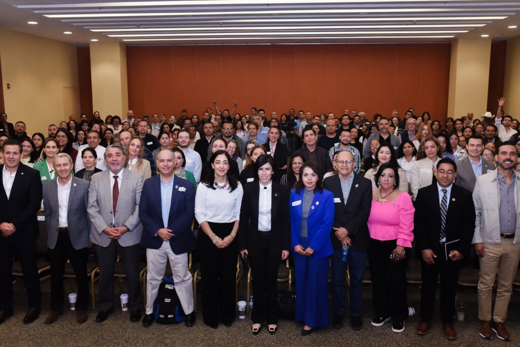 Secretaría del Nuevo Comienzo trabaja para fortalecer el programa Tocando Corazones Rosario Corona Amador, destacó en este encuentro la importancia de la colaboración ciudadana.