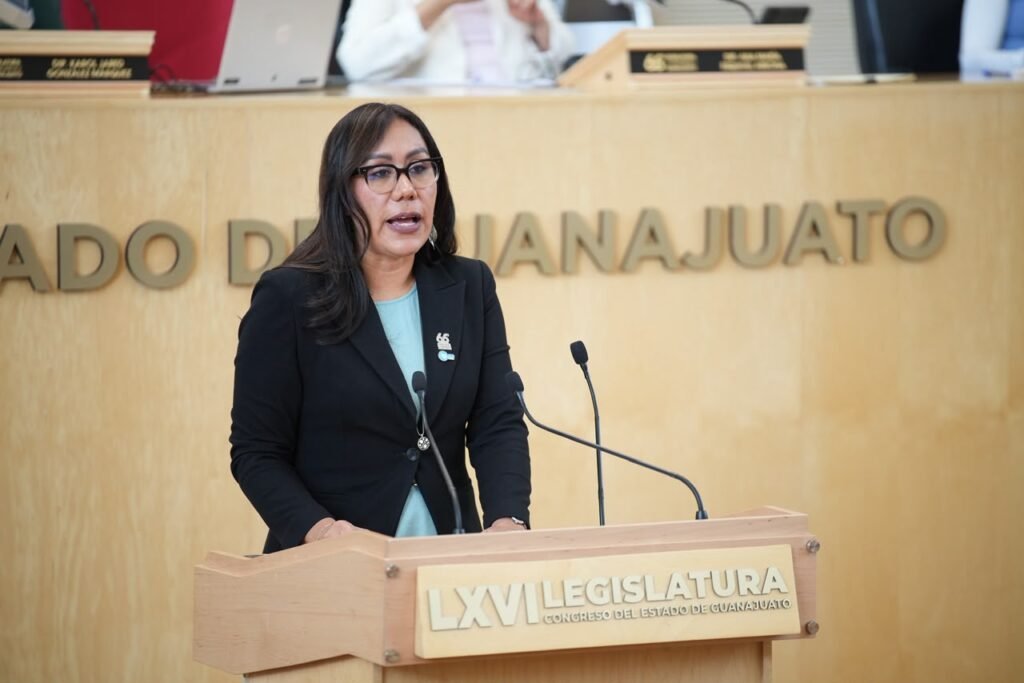 Susana Bermúdez Cano destacó la importancia de fortalecer la prevención, la atención oportuna y el acompañamiento en materia de salud mental.